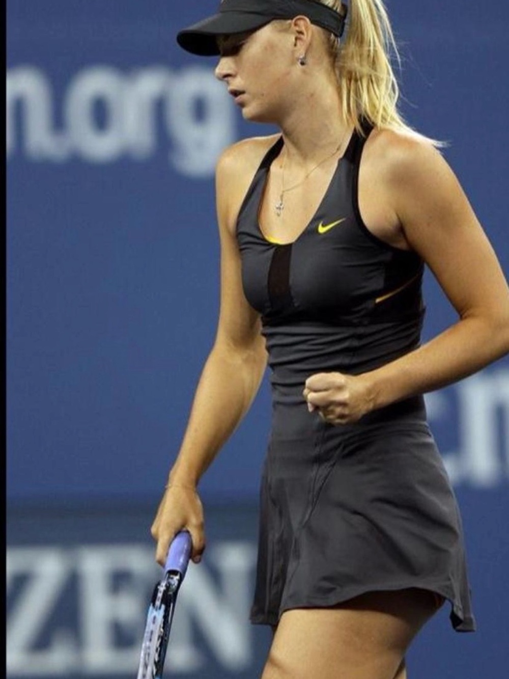 NIKE MARIA SHARAPOVA
SKYLINE Black Grey and Golden Yellow Tennis Dress XSMALL